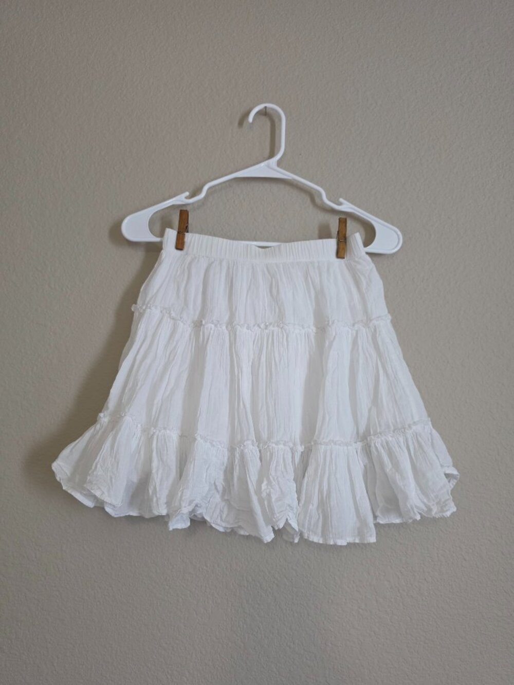 American Eagle Women's White Ruffle Skirt Size XS